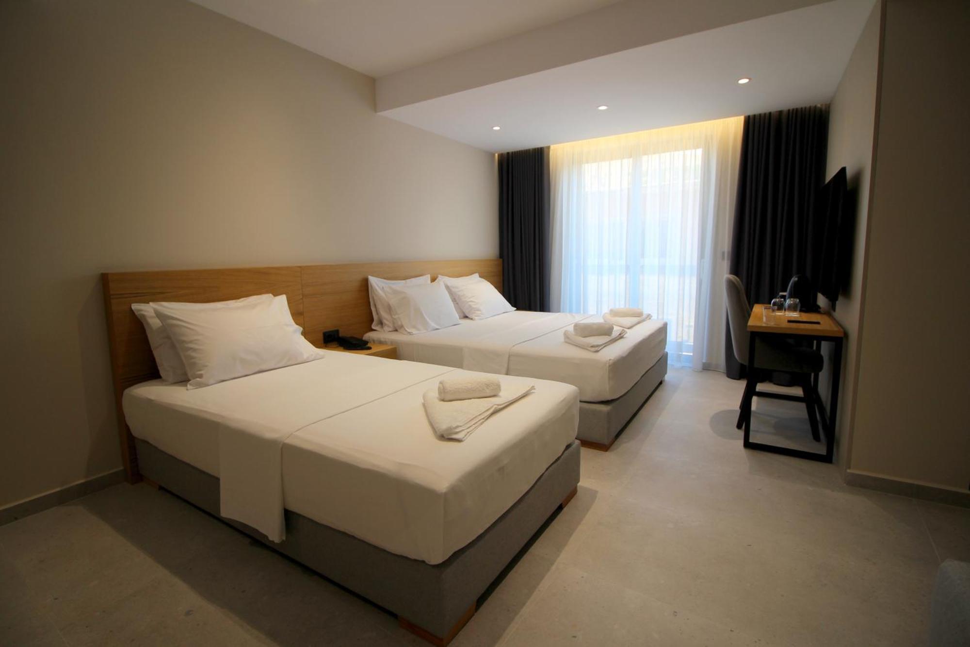 Niklas Boutique Hotel Sarandë 外观 照片