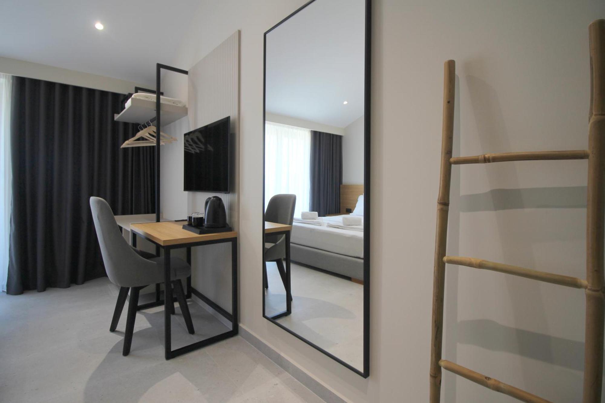 Niklas Boutique Hotel Sarandë 外观 照片