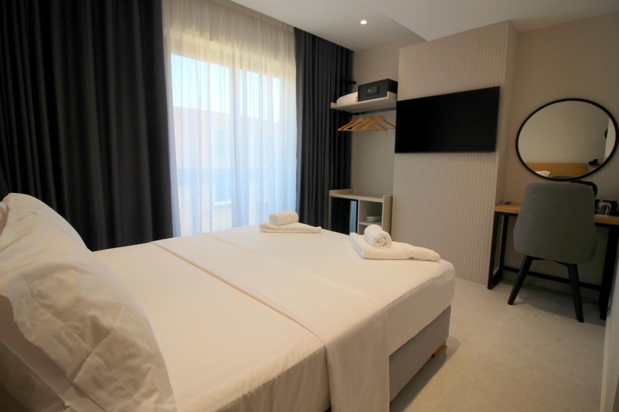Niklas Boutique Hotel Sarandë 外观 照片