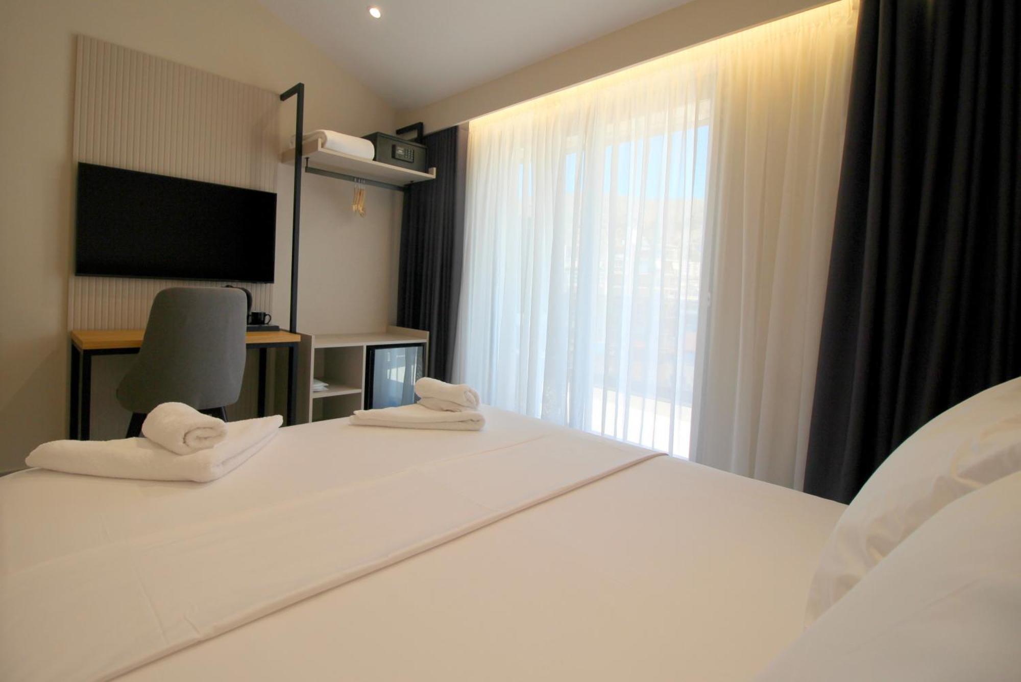 Niklas Boutique Hotel Sarandë 外观 照片