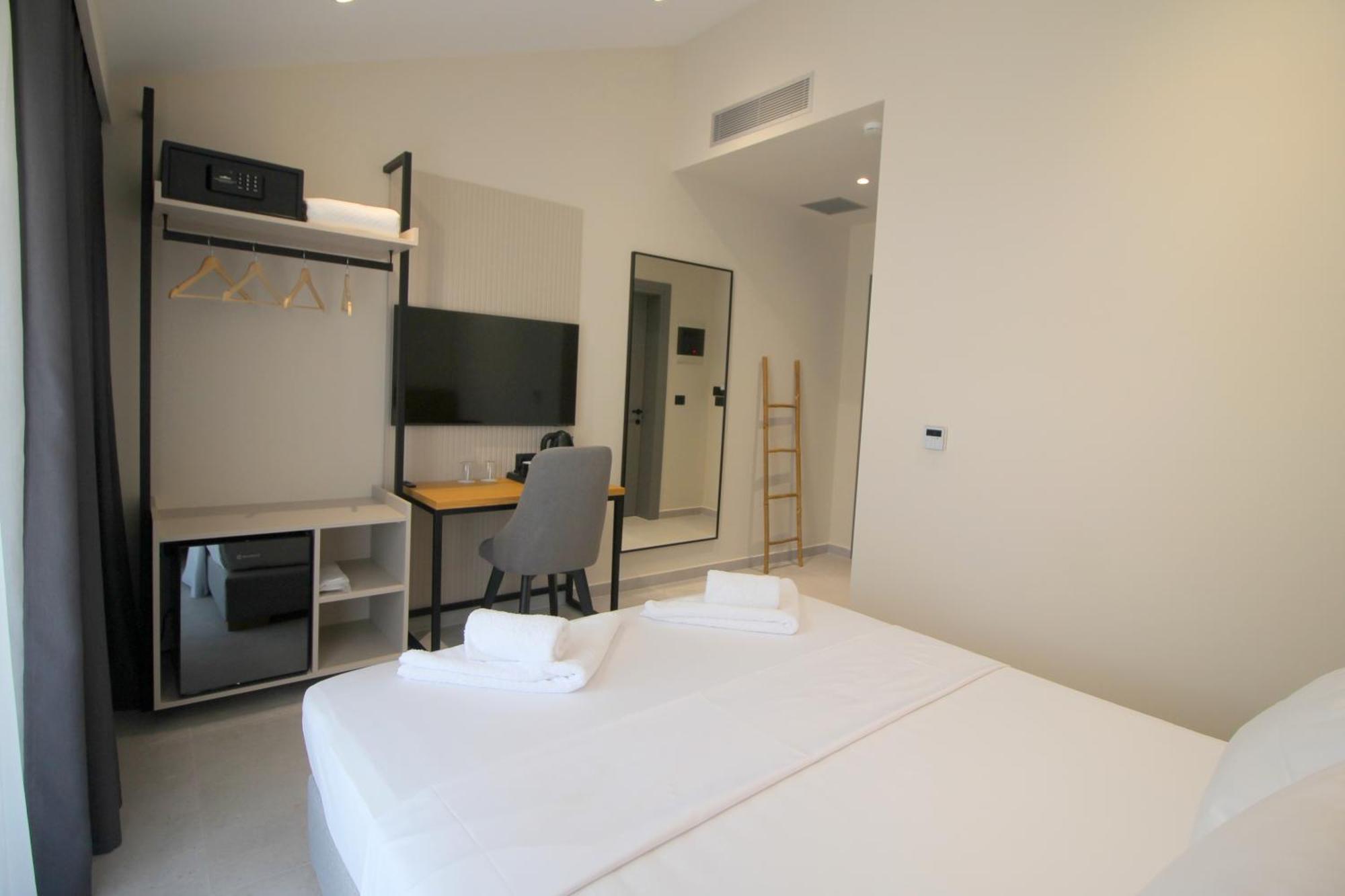 Niklas Boutique Hotel Sarandë 外观 照片